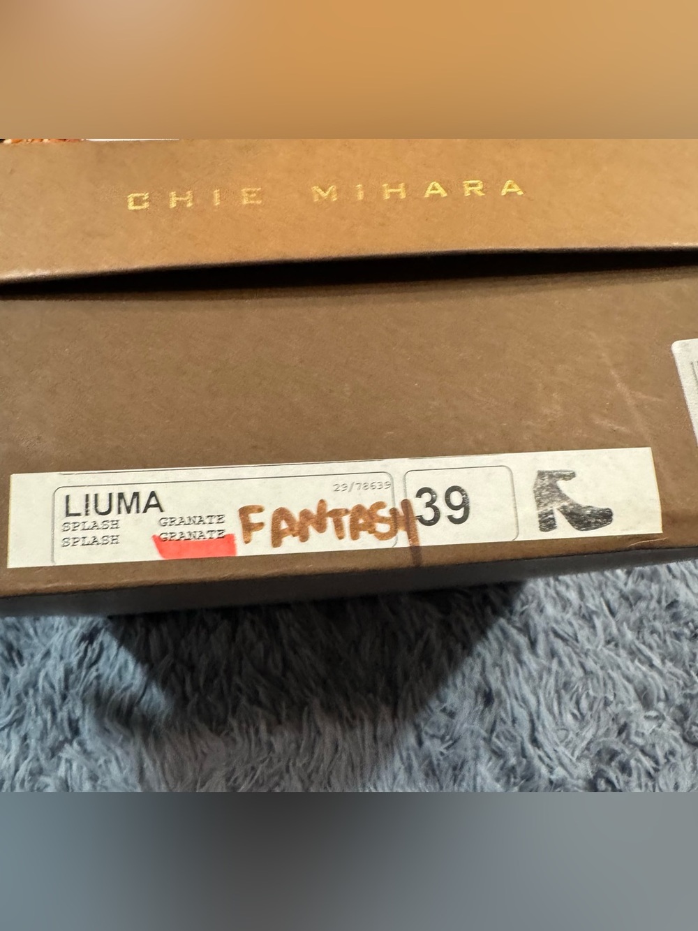 NIB Chie Mihara Liuma Suede Platform Heels In Size 39 - Picture 16 of 16